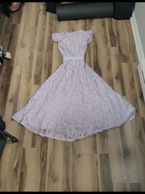Ladies Medium Rare Vintage Victorian Princess Formal Lace Midi Dress